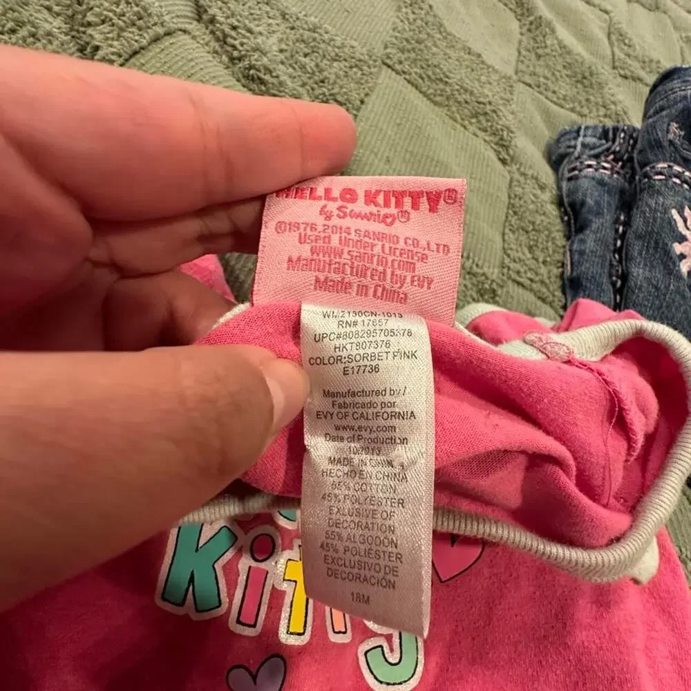 Toddler 18M Lot of 2 Hello kitty pink top with Embroidered Jeans y2K